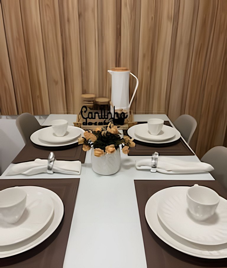 (208)Apt de luxo com varanda 2 quartos 1km do Mar