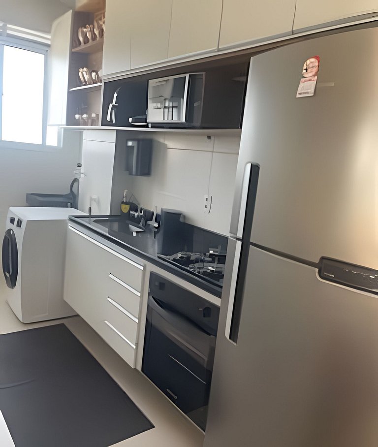 (208)Apt de luxo com varanda 2 quartos 1km do Mar