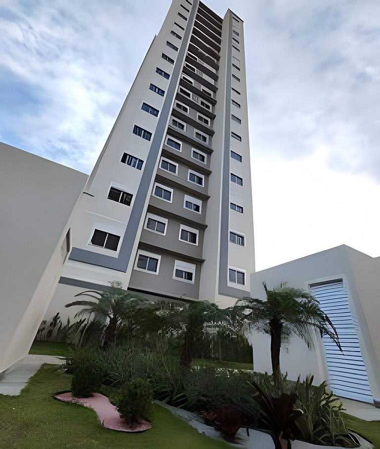 Apto luxo 2 Quartos c/ Suíte Vista Mar - 600M da Praia Cabed