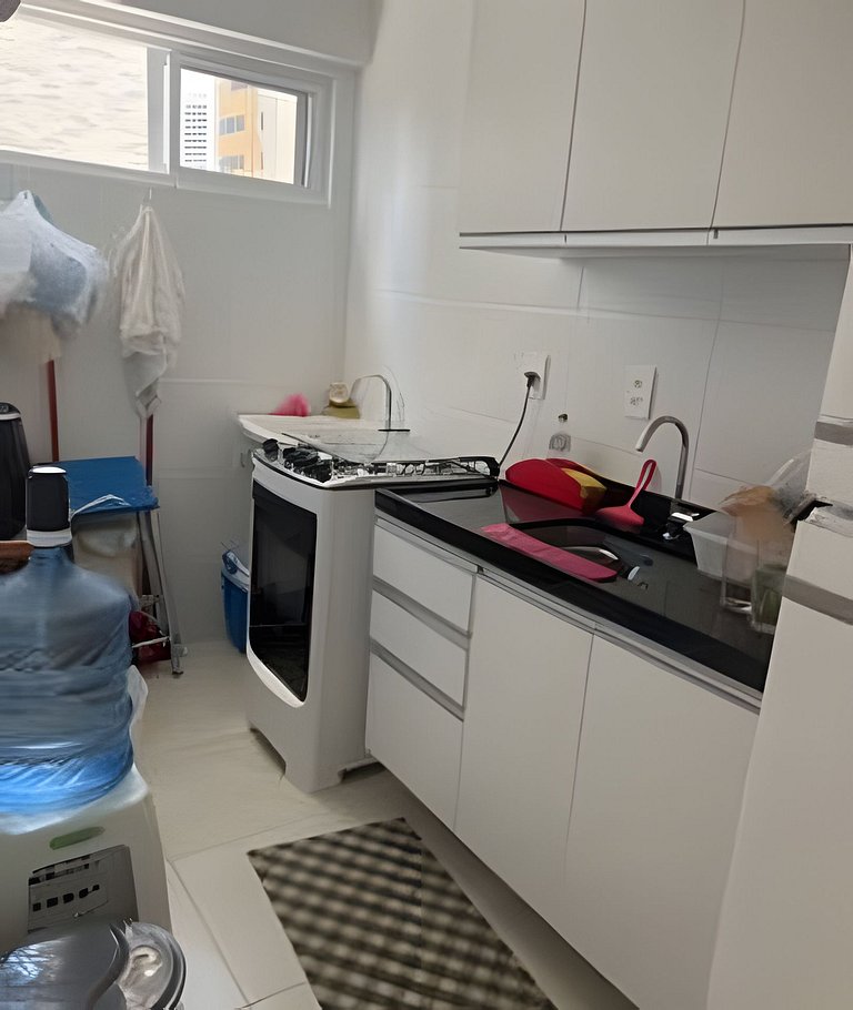 Apto 2 Qtos / Varanda / WiFi / Sol / Verão / Mar