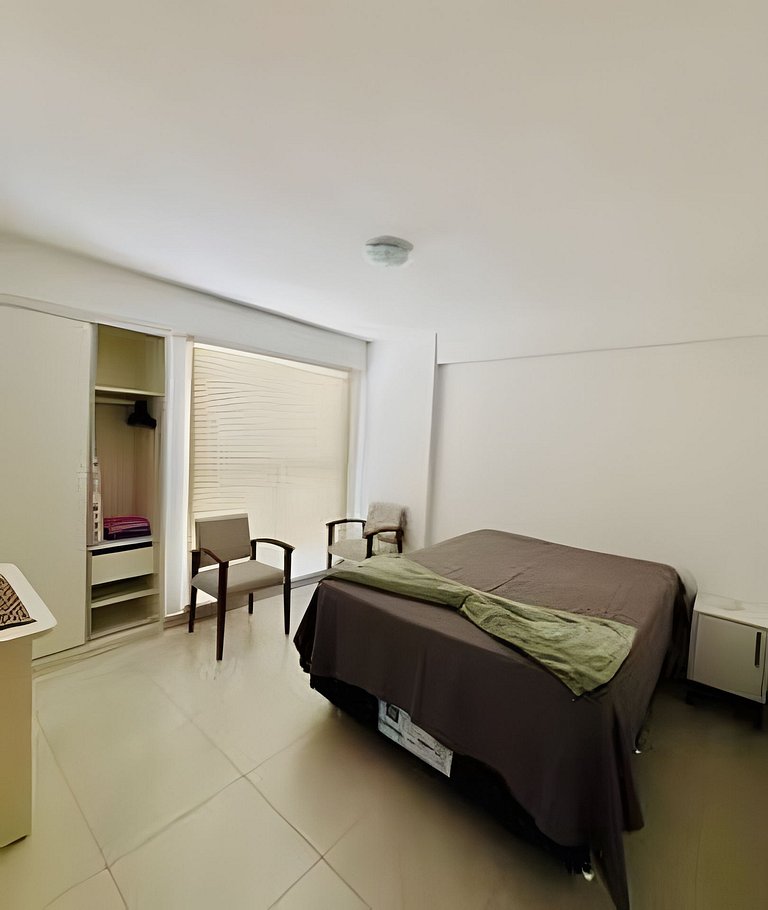 Apto 2 Qtos / Varanda / WiFi / Sol / Verão / Mar