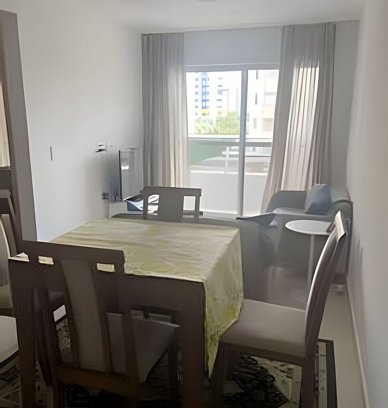 Apto 2 Qtos / Varanda / WiFi / Sol / Verão / Mar
