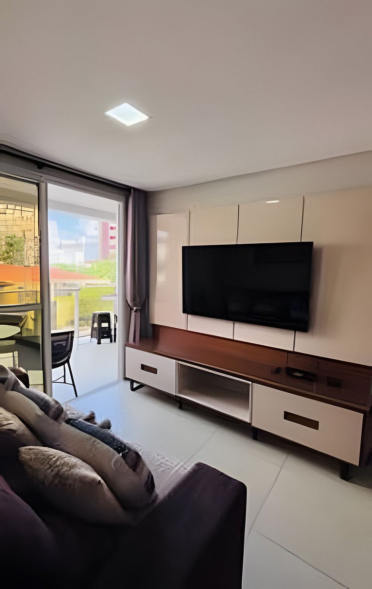 2 Qtos l Varanda | Piscina | Wi-Fi | Garagem