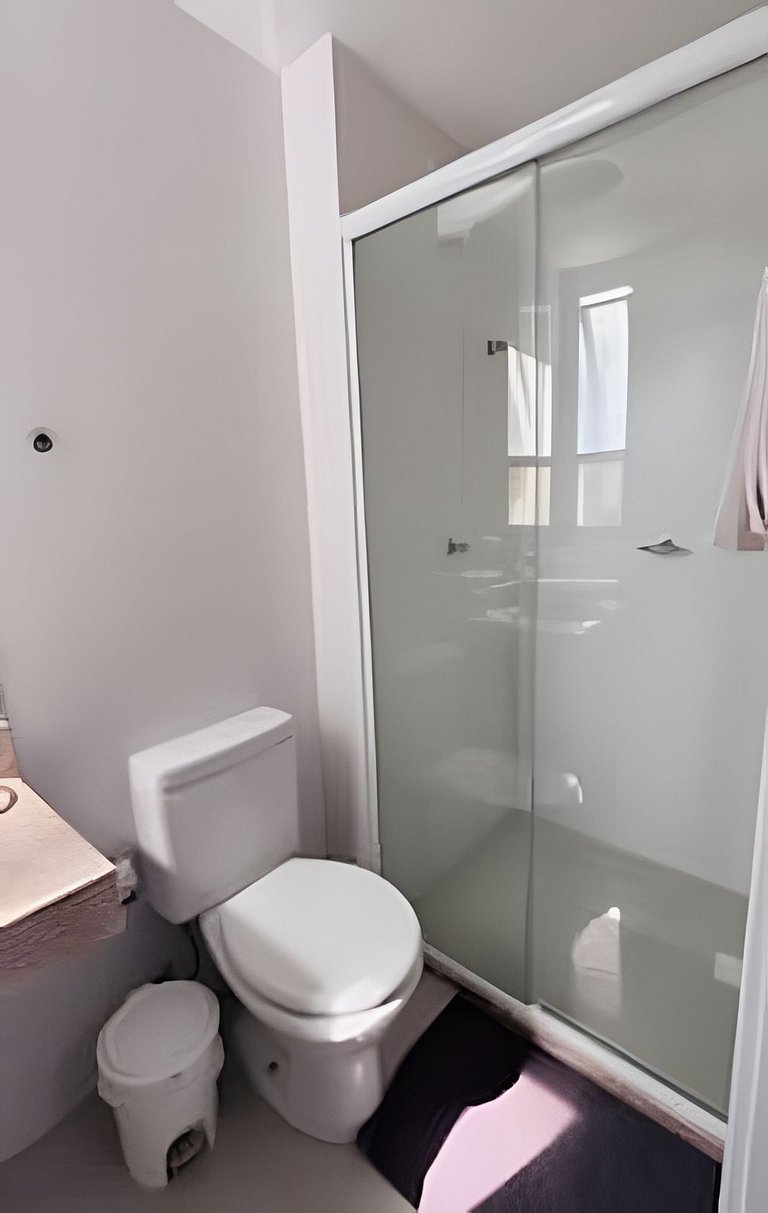 2 Qtos l Varanda | Piscina | Wi-Fi | Garagem