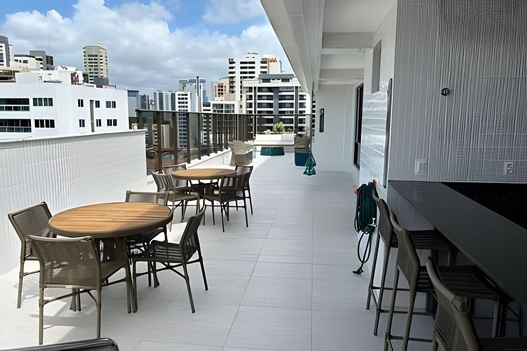 Flat em Tambaú a 400m da praia + rooftop